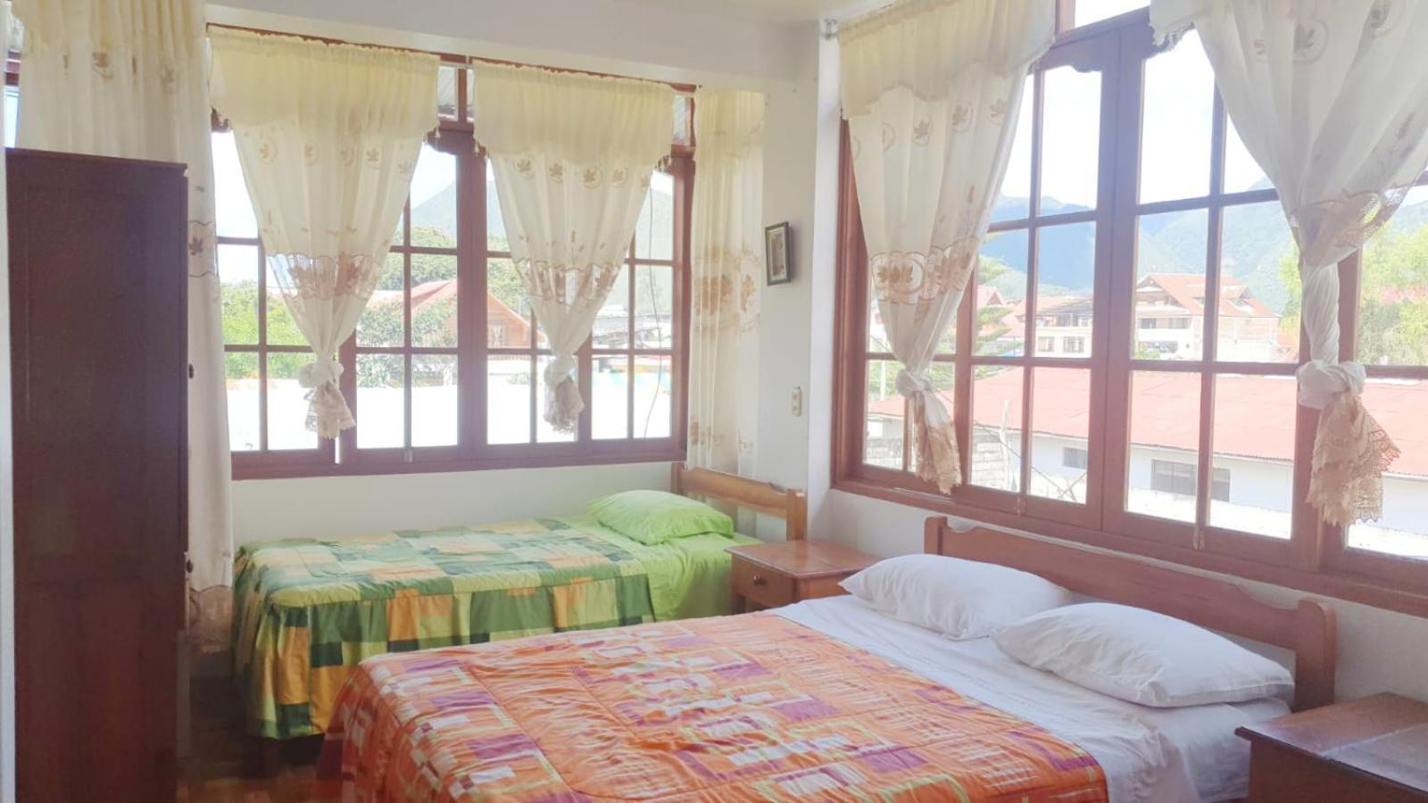 Hospedaje Olguita Oxapampa Ngoại thất bức ảnh