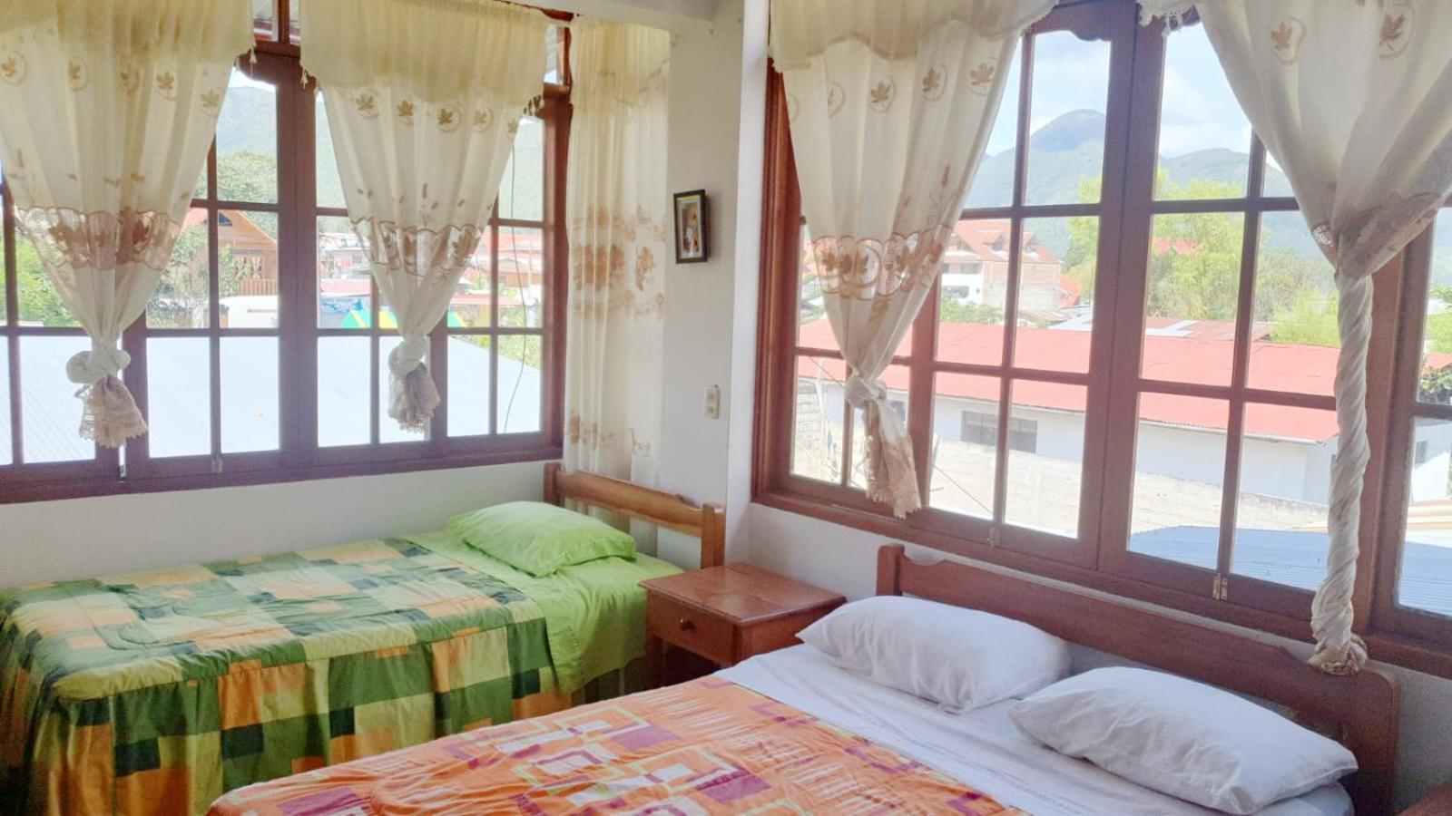 Hospedaje Olguita Oxapampa Ngoại thất bức ảnh