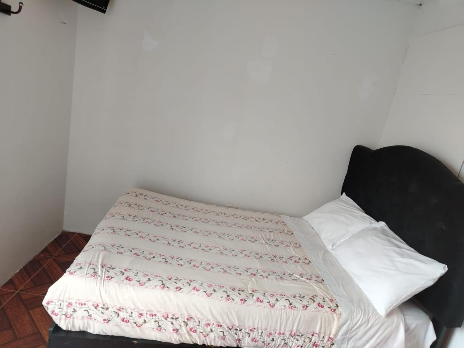 Hospedaje Olguita Oxapampa Ngoại thất bức ảnh