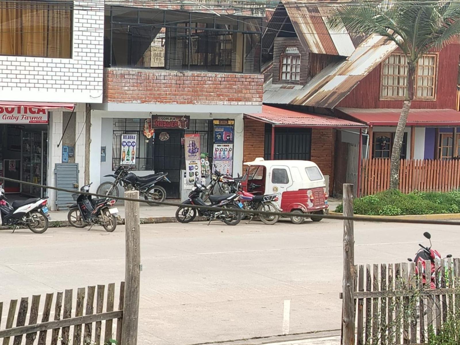 Hospedaje Olguita Oxapampa Ngoại thất bức ảnh